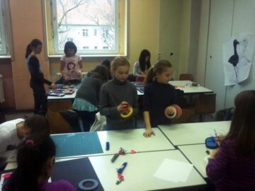 tape-art-workshop-in-5klasse-berlin-e1447851776224