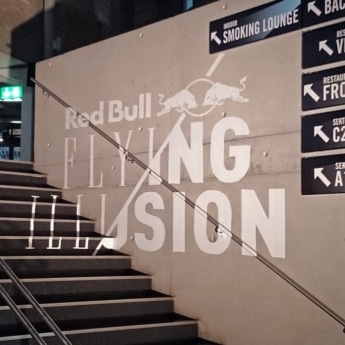 tape-art-flying-illusion-5