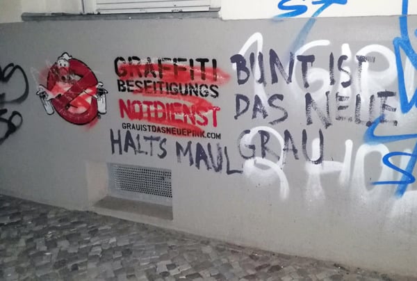 Erste Ablehnung- Grau ist das neue Pink- Graffiti